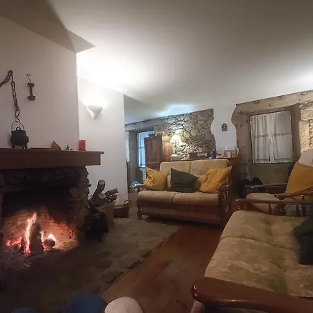 Casa Na Aldeia - Entre Fundão E Covilhã * Pêro Viseu